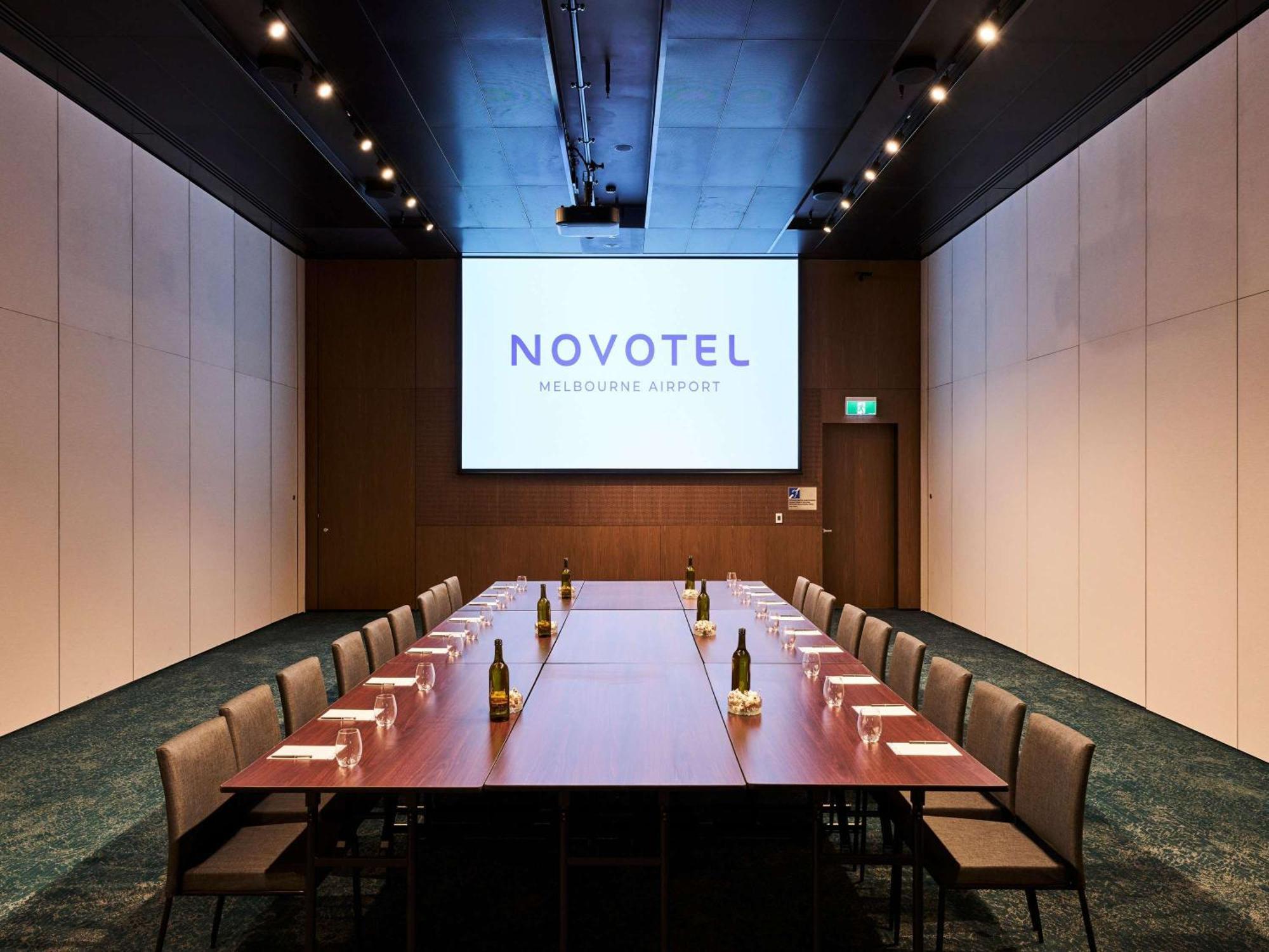 Novotel Melbourne Airport Exterior foto